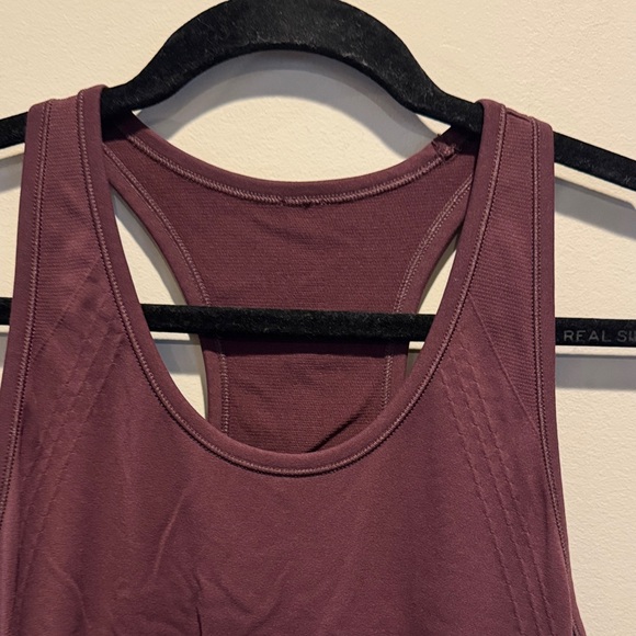 Athleta Women's Burgundy Tank Top Ruched sides - Picture 3 of 6